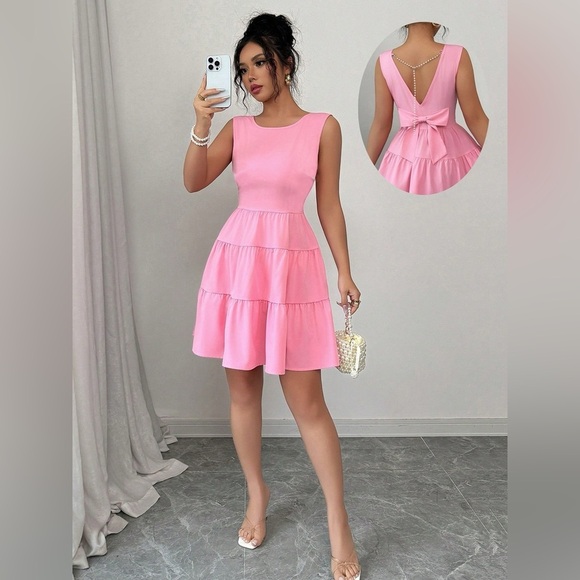 Round Neck Sleeveless Tiered Dress - Picture 5 of 5